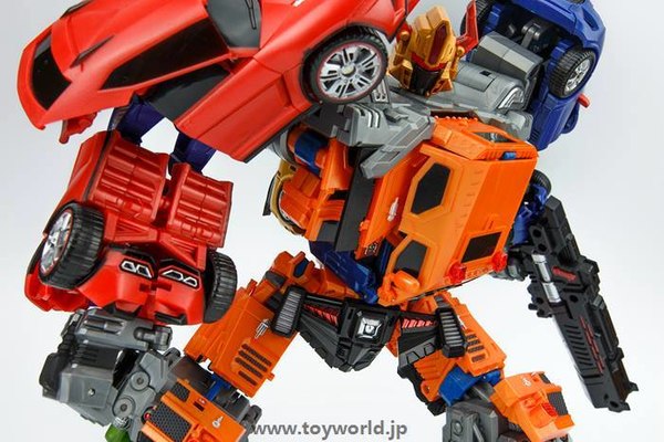 ToyWorld Car Combiner Images Show Combined Group And Alternate Modes  (6 of 20)